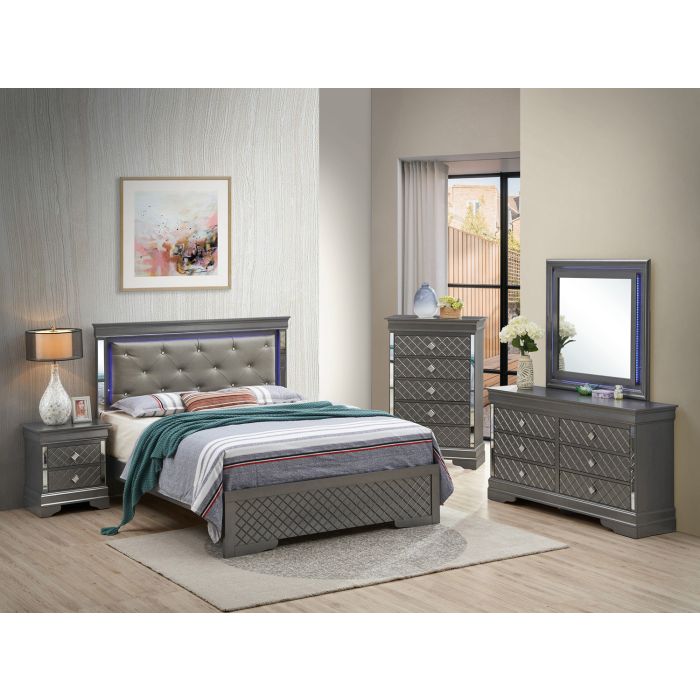 Transitional Style King Bed In Metallic