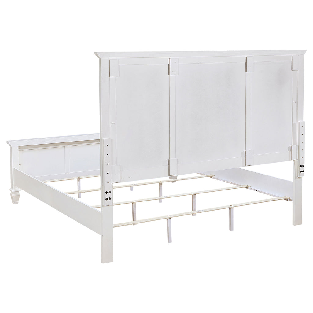 Chelema Eastern King Panel Bed