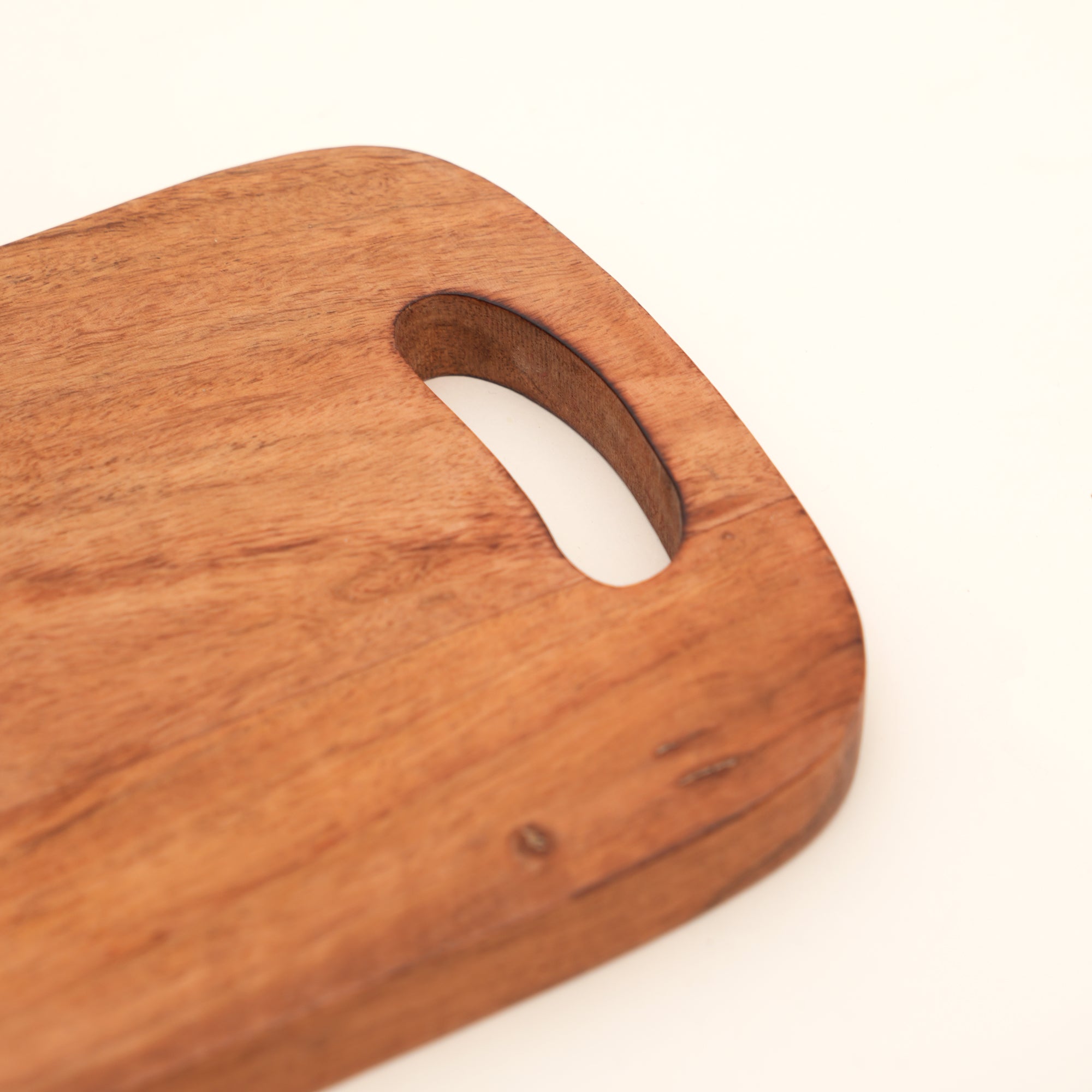Handcrafted Acacia Wood Cutting Board with Built-In Handle