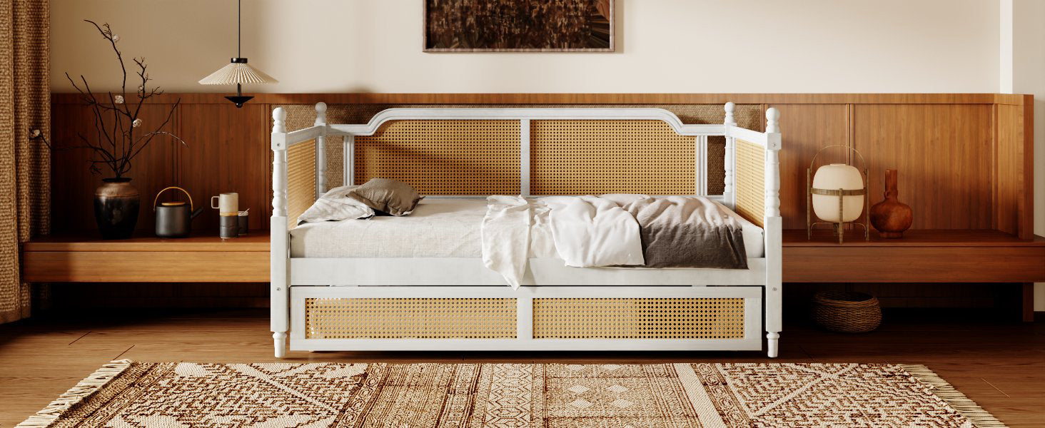Traditional Style Rattan Twin Size Daybed with Twin Trundle
