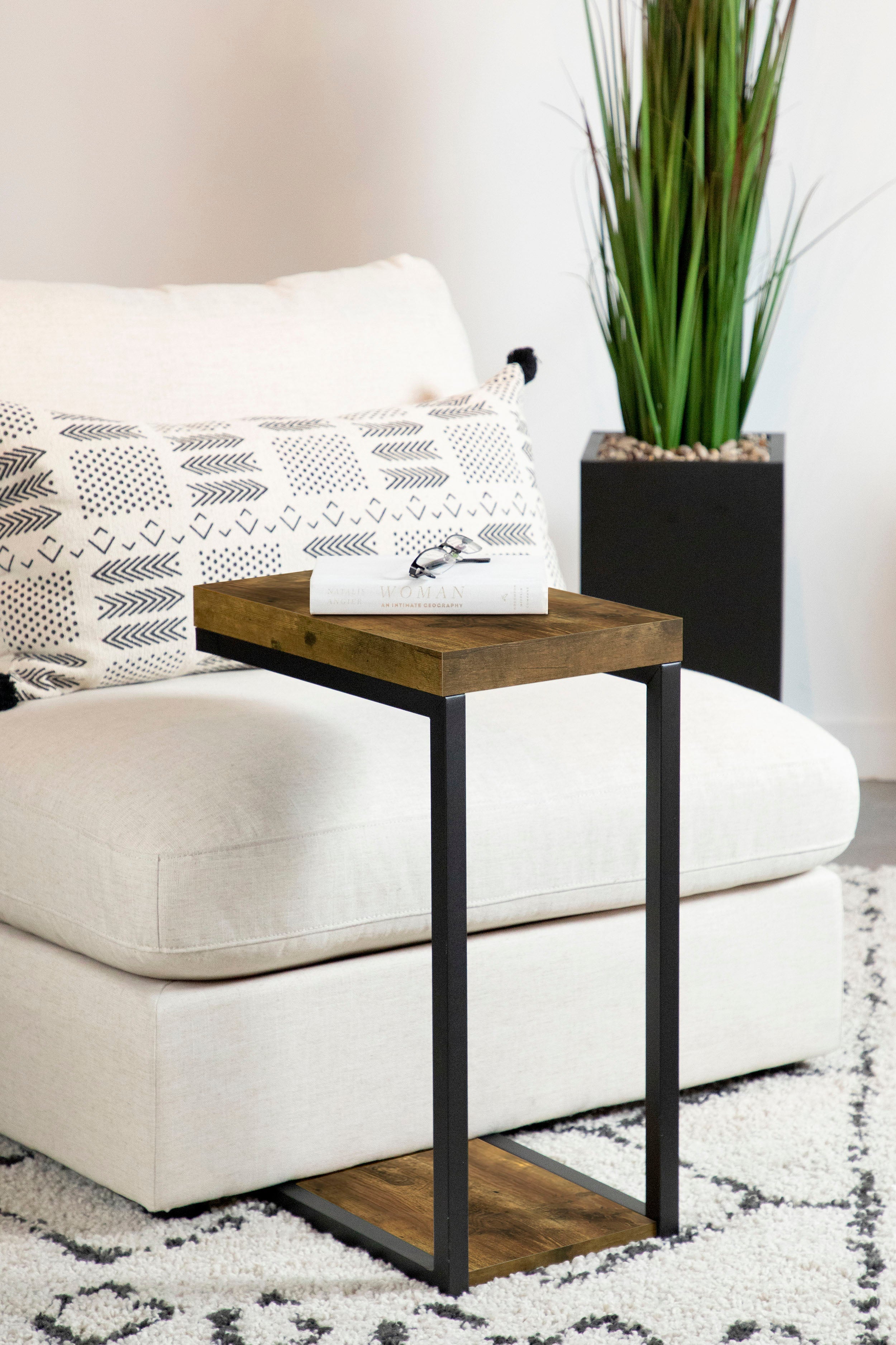 Beck Engineered Wood C-Shape Sofa Side Table Antique Nutmeg-CoasterEveryday
