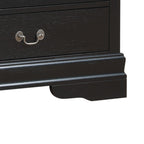 Elegant Traditional Dresser