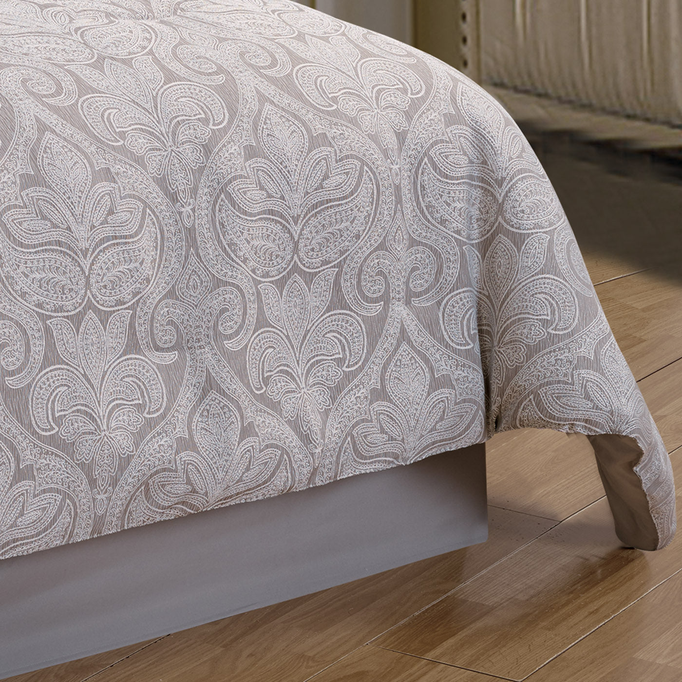 Winthrop 10 Pc King Comforter Set