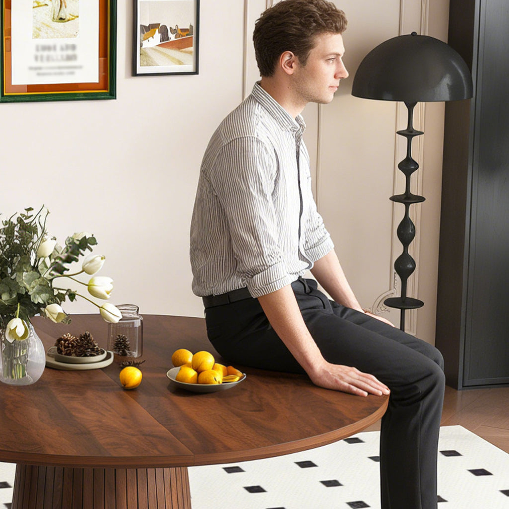 47 Inch Round MDF Dining Table for 4