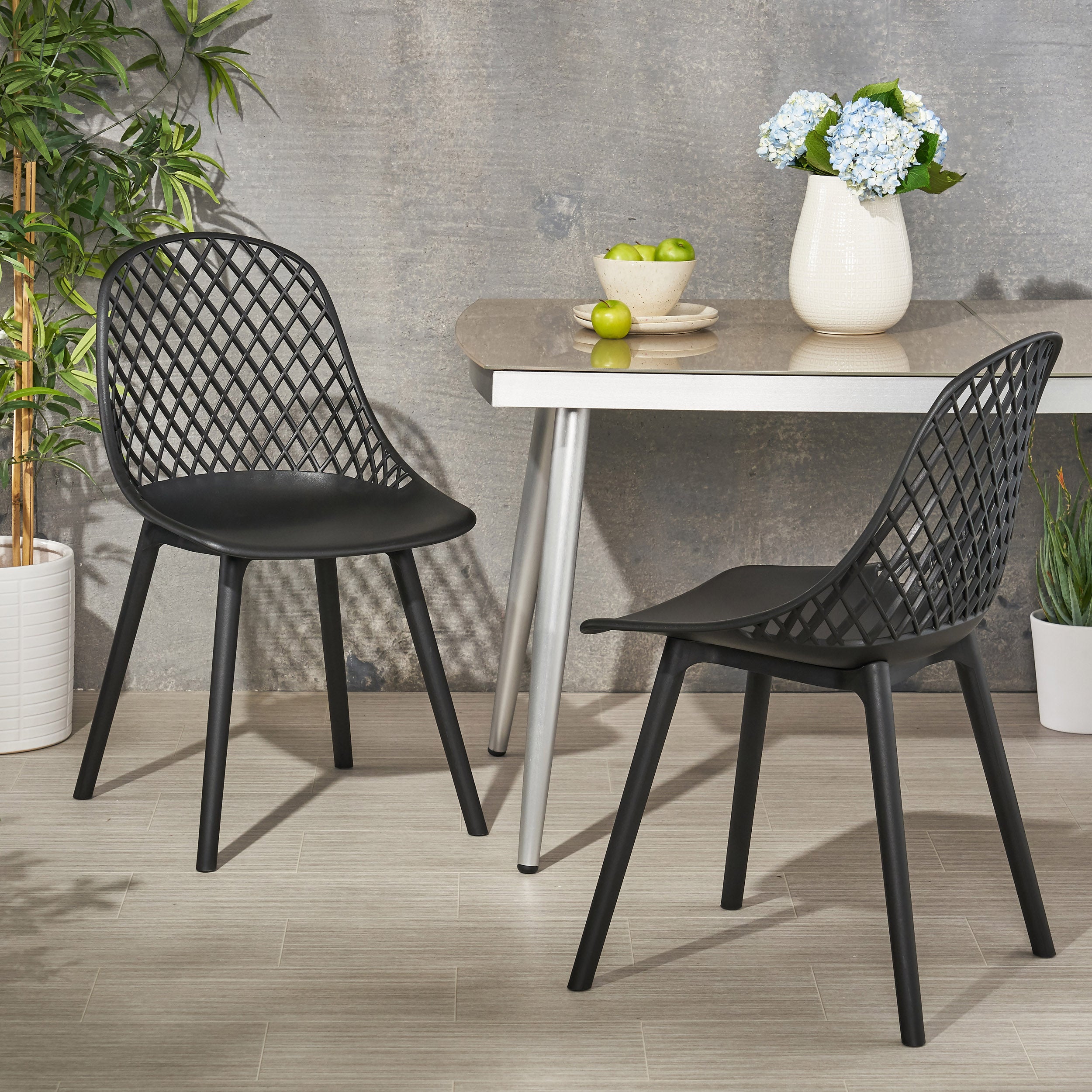 Lily Chair