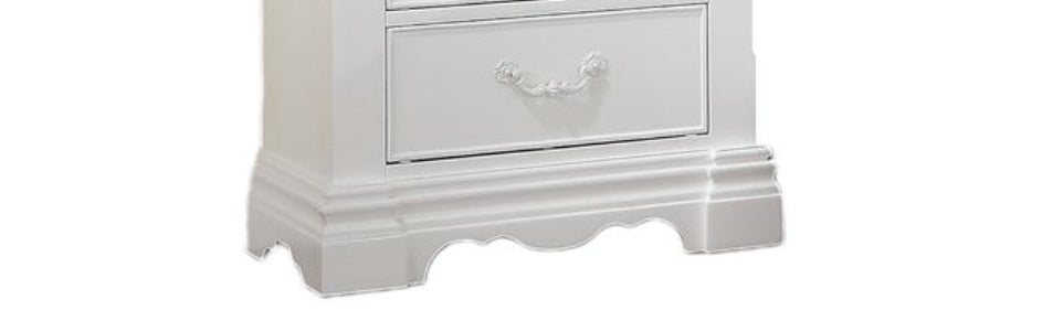 Estrella Nightstand