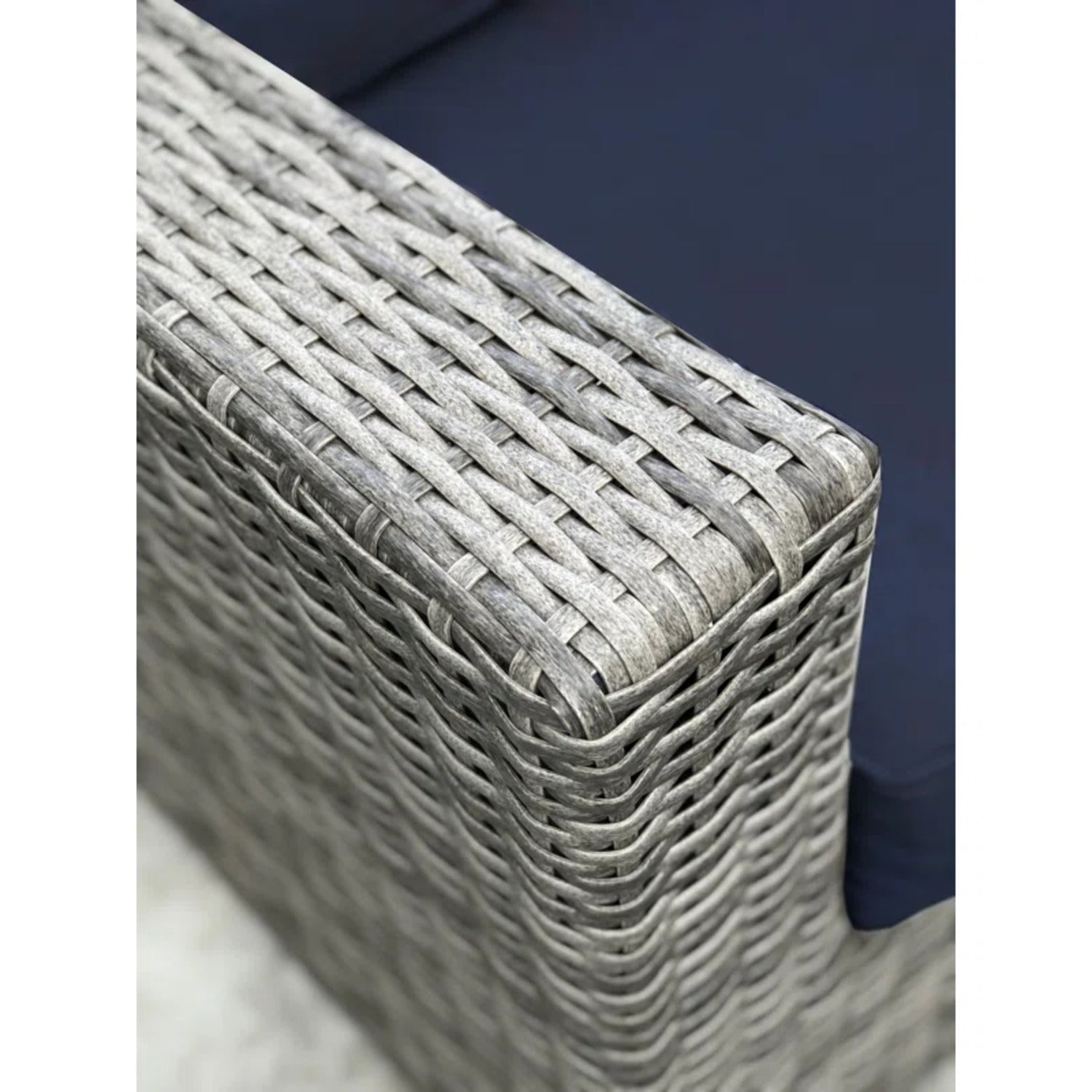 Ready-to-Use 4-Person Wicker Seating Group with Premium Fabric