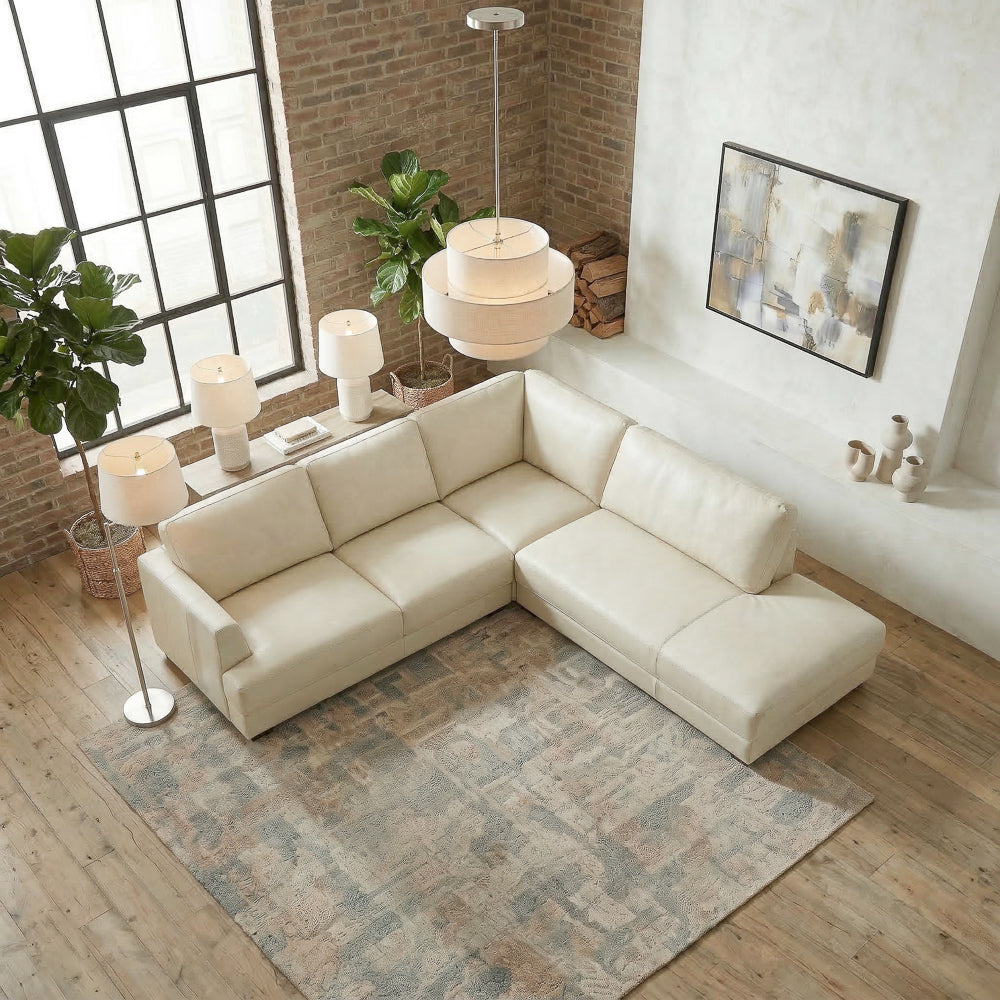 Glander Sectional Sofa in Cream