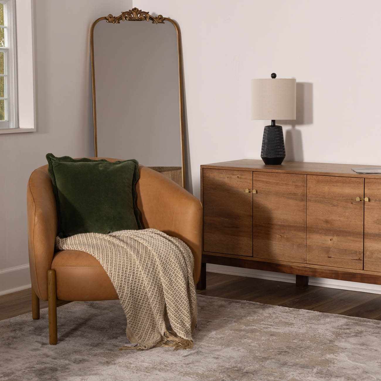 Berehomet Black Table Lamp