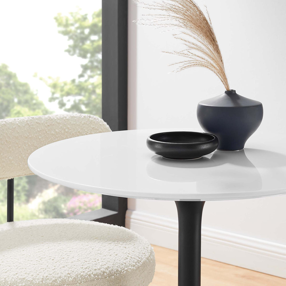 Lippa Round Wood Dining Table by Modway