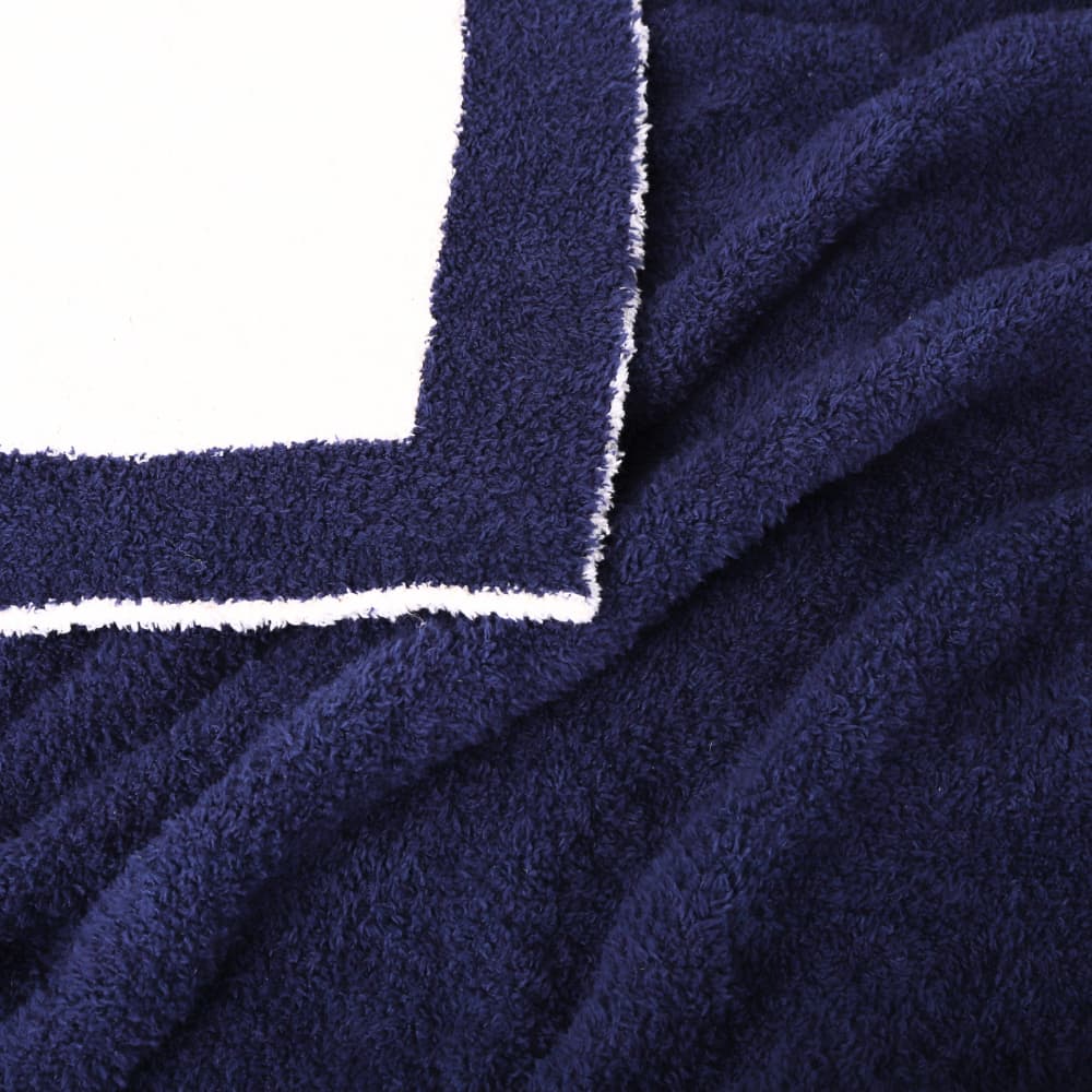 Cozy Stretch Throw Blanket
