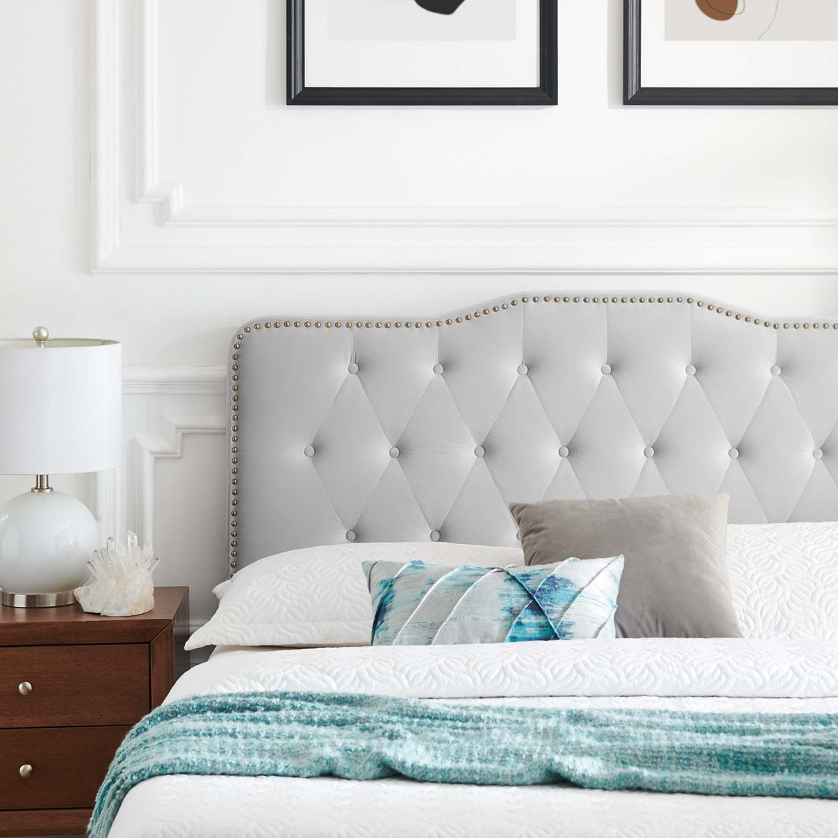 Amber Performance Velvet Twin Platform Bed by Modway