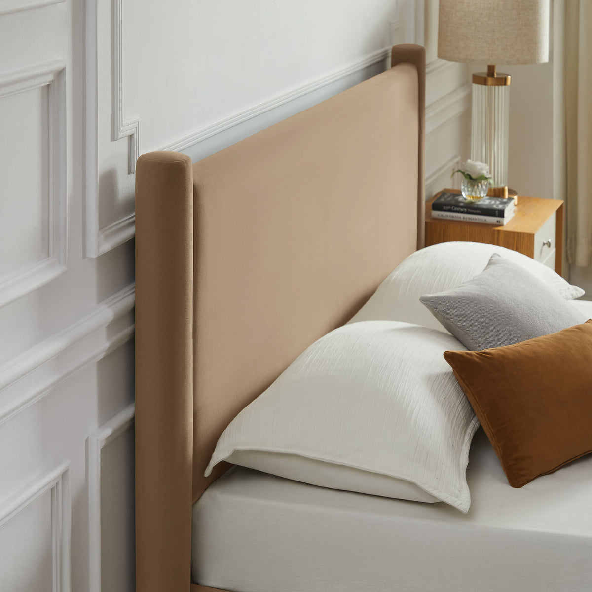 Rael Rounded Post Performance Velvet Queen Platform Bed by Modway