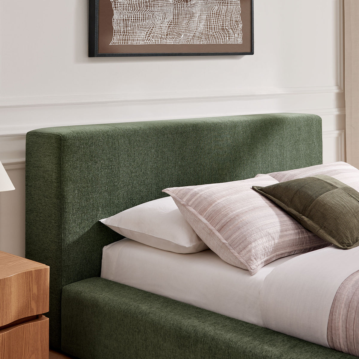 Luma Chenille Upholstered King Platform Bed Frame by Modway