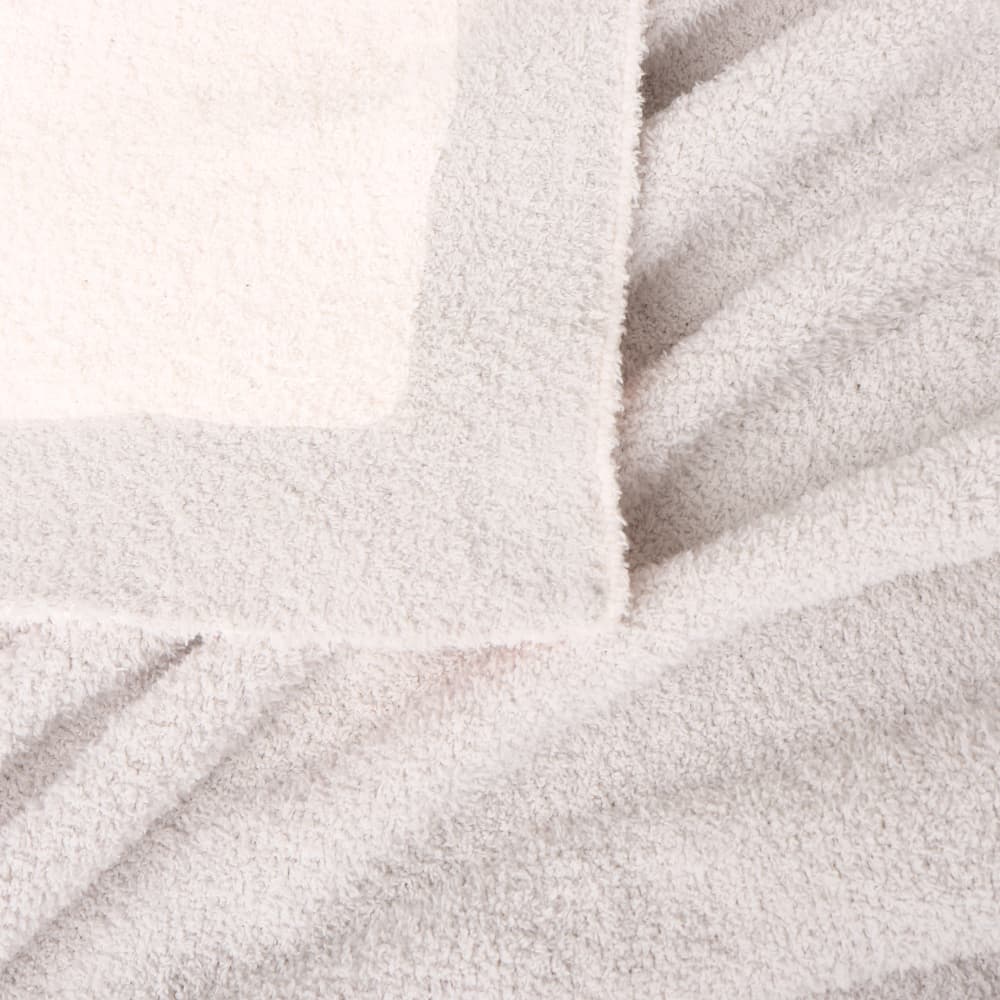 Cozy Stretch Throw Blanket