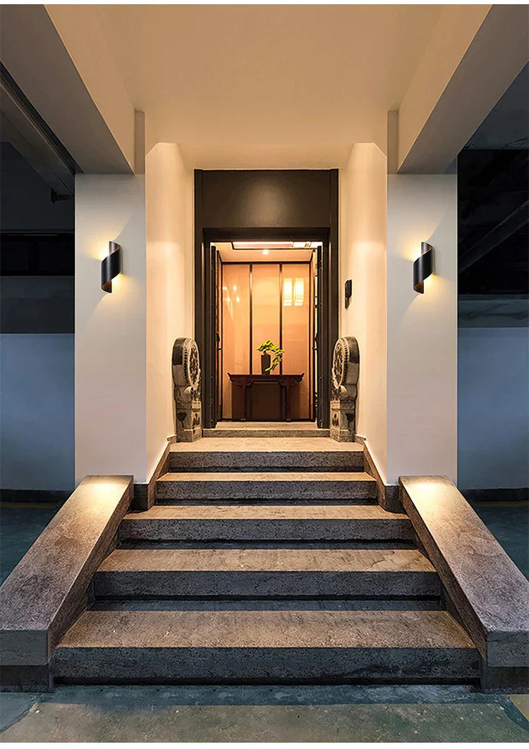 IP65 LED Outdoor Wall Light – 10W Waterproof Up Down Sconce for Home & Porch