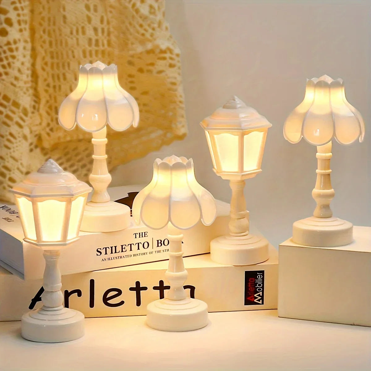 Pagoda Flower LED Table Lamp Battery Desk Night Light Modern Bedroom Decor
