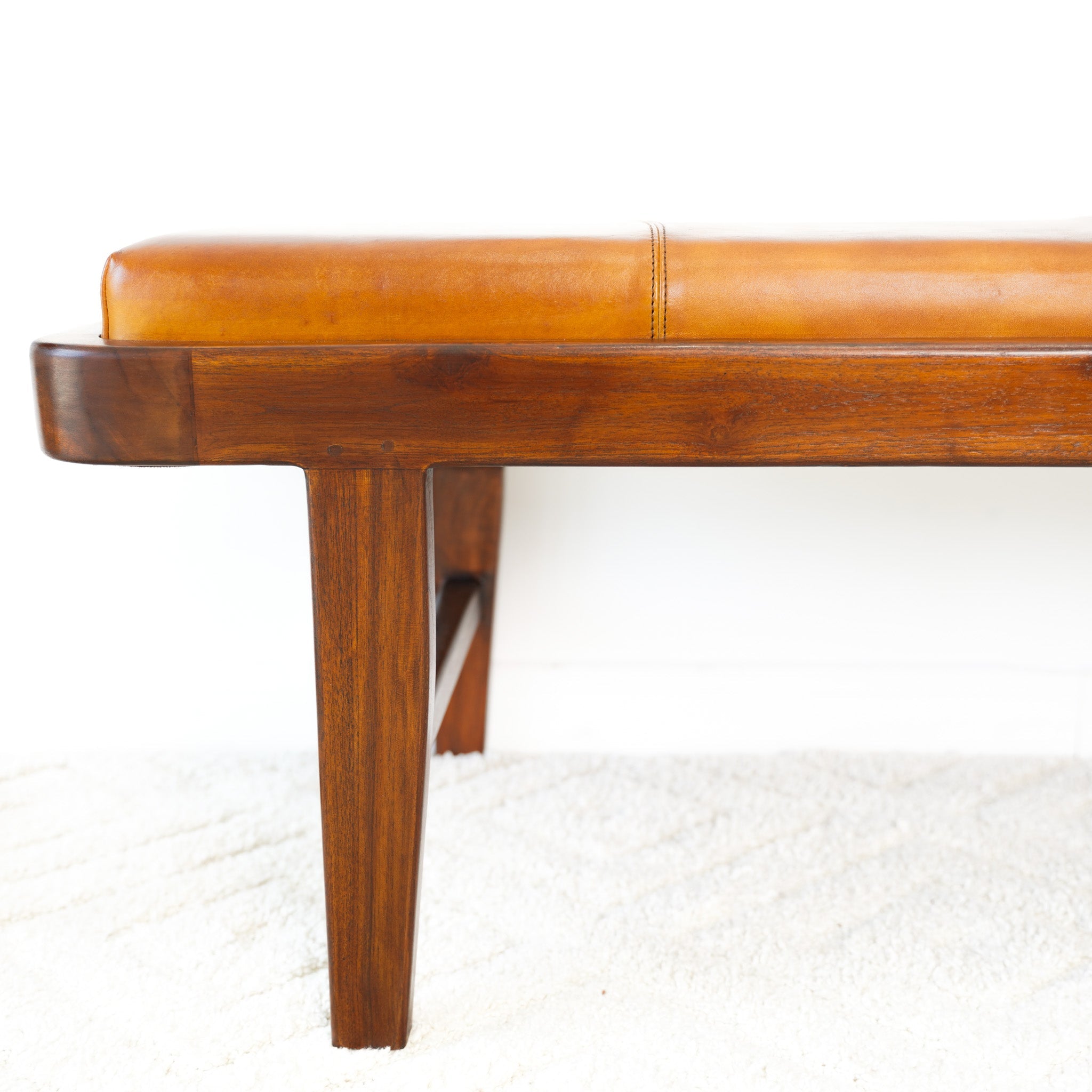 Maddox Mid-Century Modern Upholstered Bench
