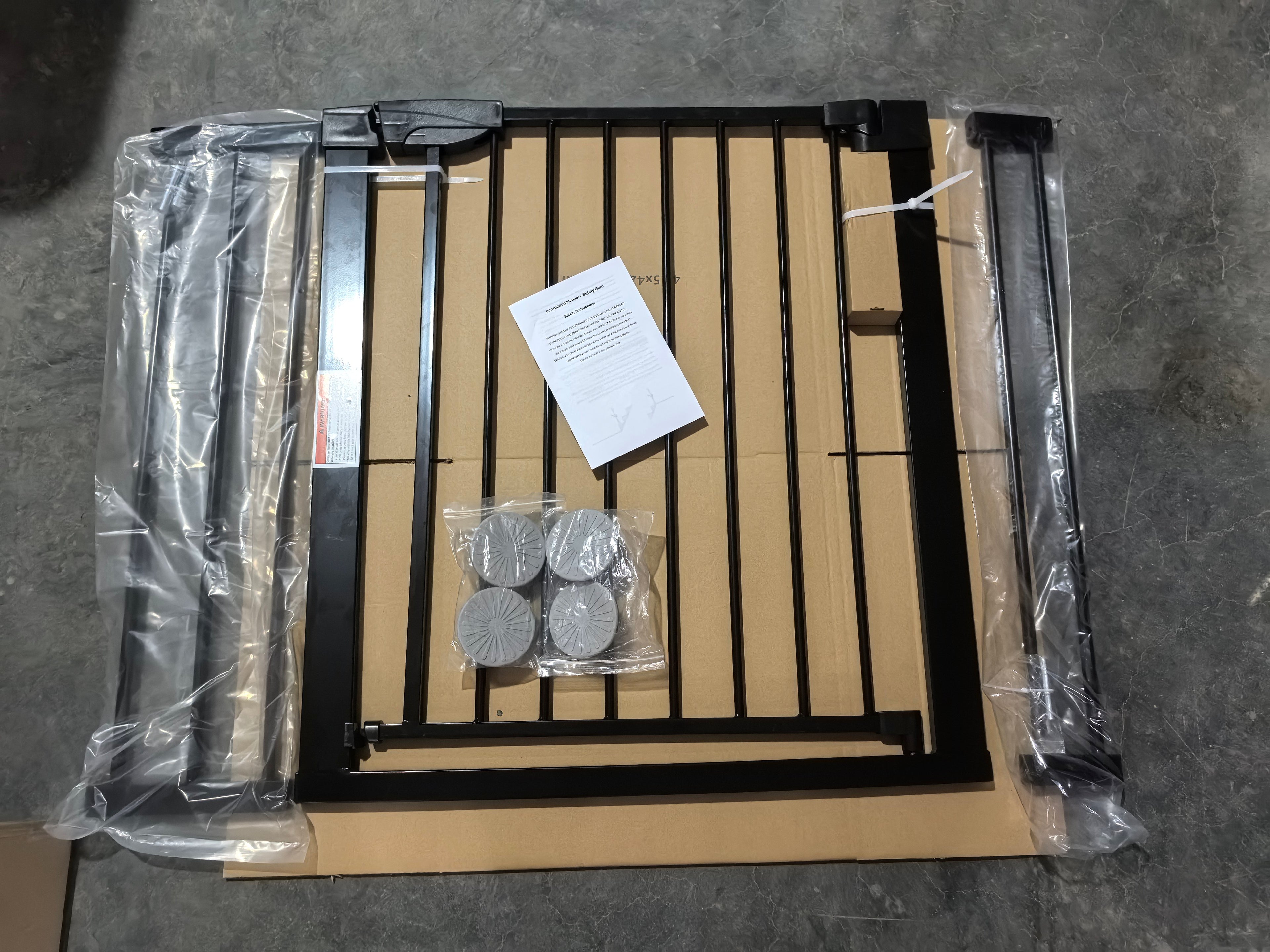 29.5-45.3" Wide Baby Gate with Wall Protector for Stairs