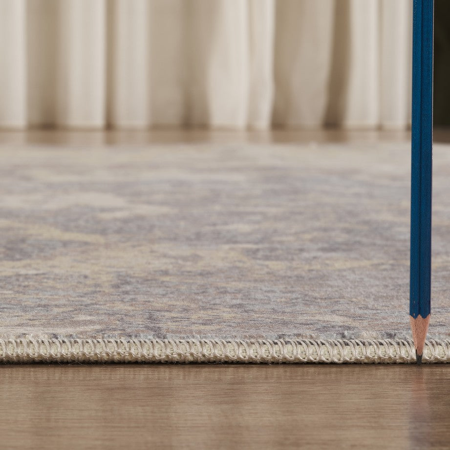 Artistic GC_TRE8016 Lime 5 ft. 3 in. x 7 ft. 3 in. Area Rug