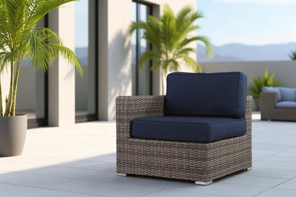 Wicker R L Sectional