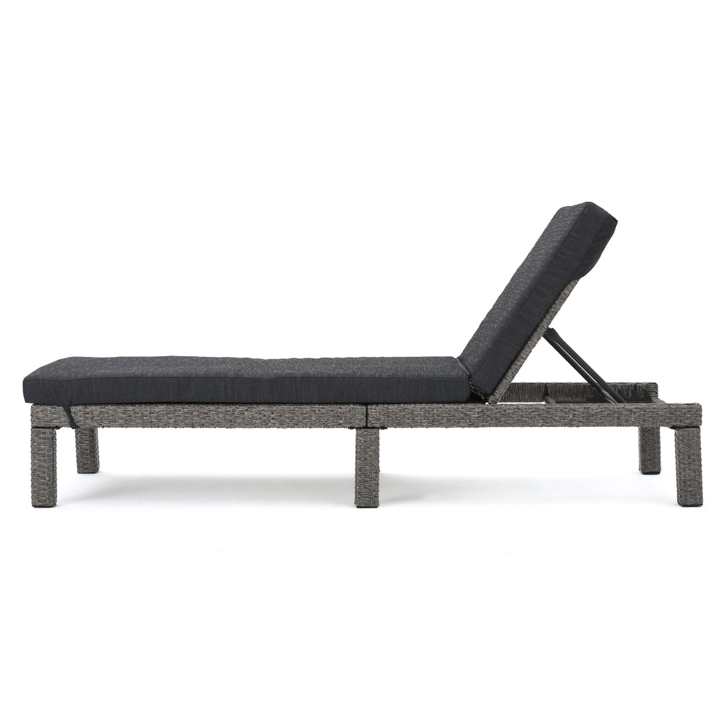 Puerta KD Chaise Lounge, Mixed