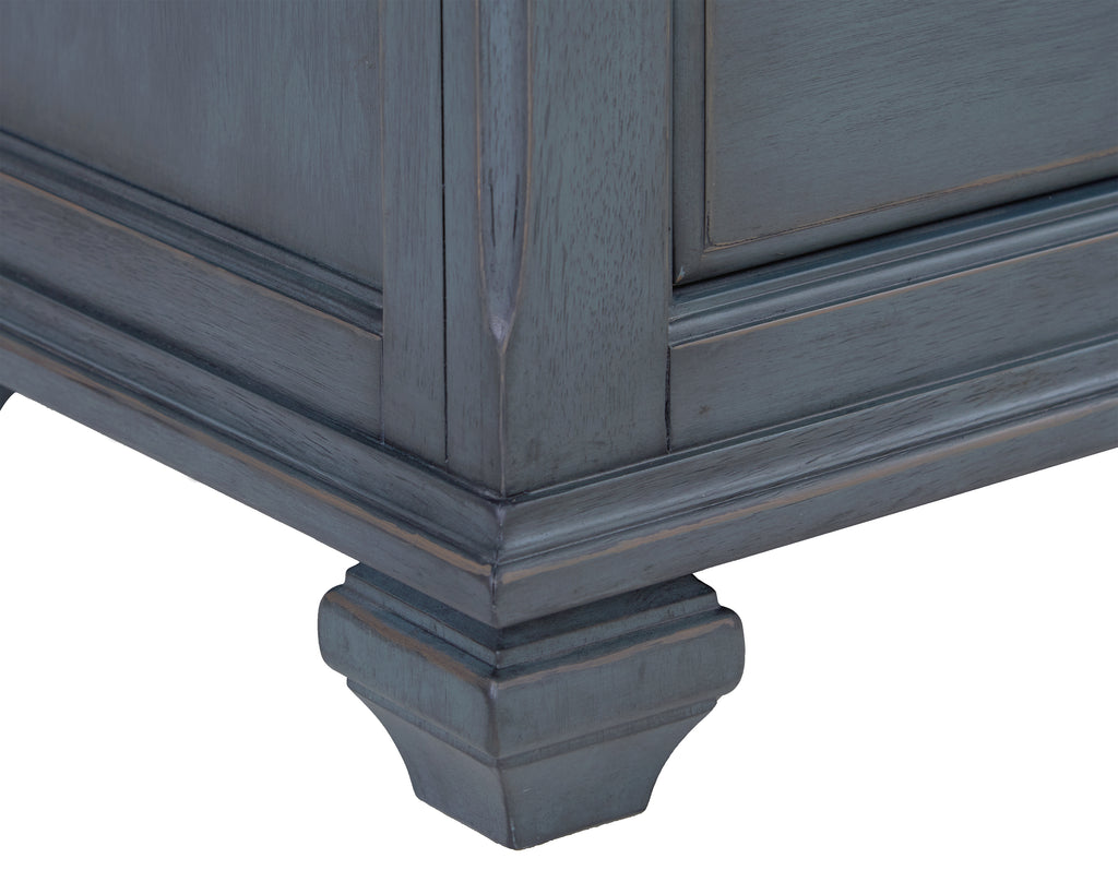 Americana 14 Inch Chairside Table, No Assembly Required, Corduroy