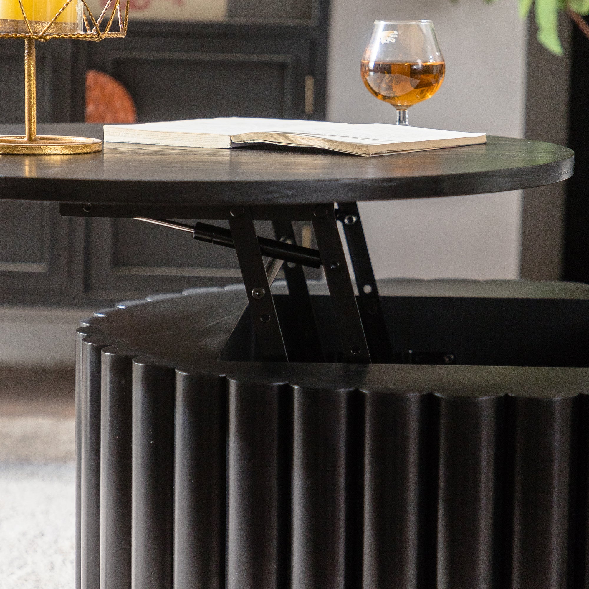 Round Coffee Table With Lift Function