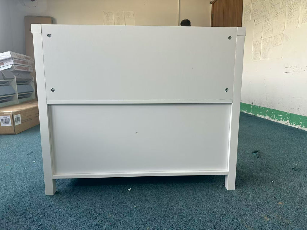 Kids Bookshelf with 3 Tier Front-Facing Storage and 3 Fabric Bins