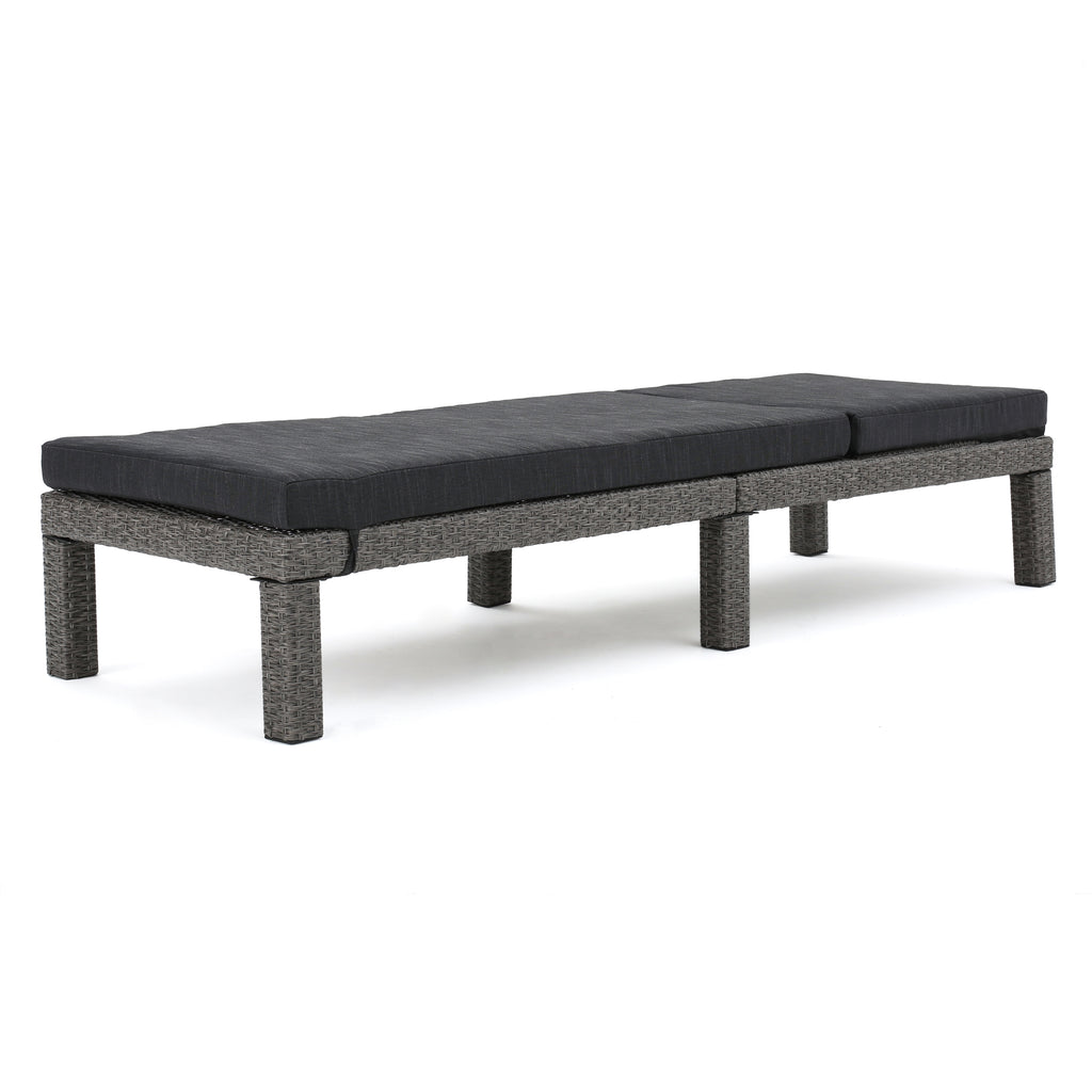 Puerta KD Chaise Lounge, Mixed