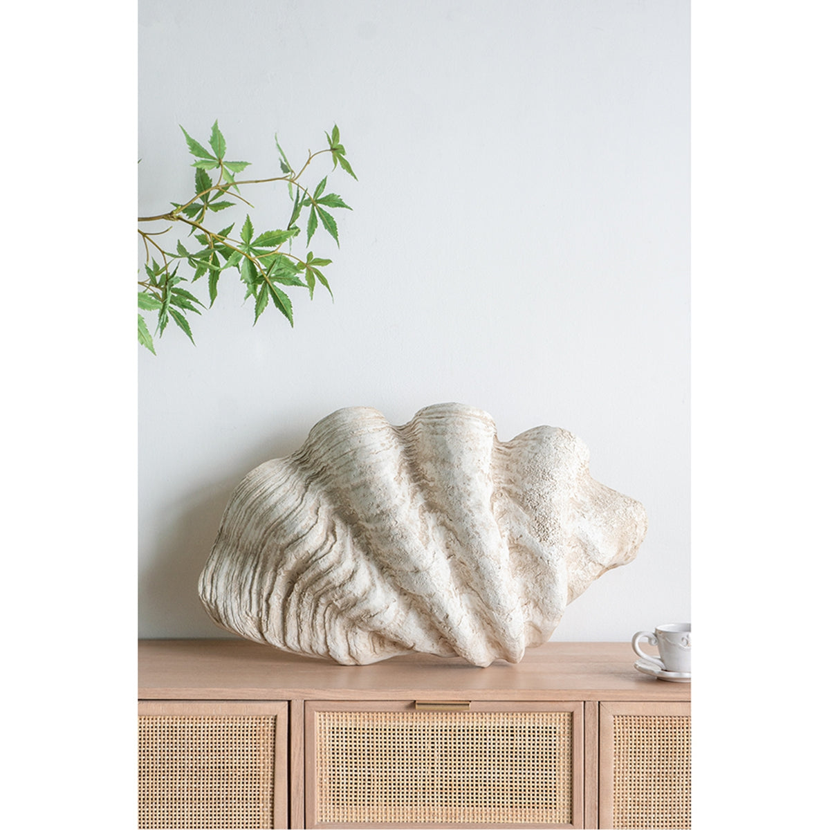 Large Clam Shell Accent