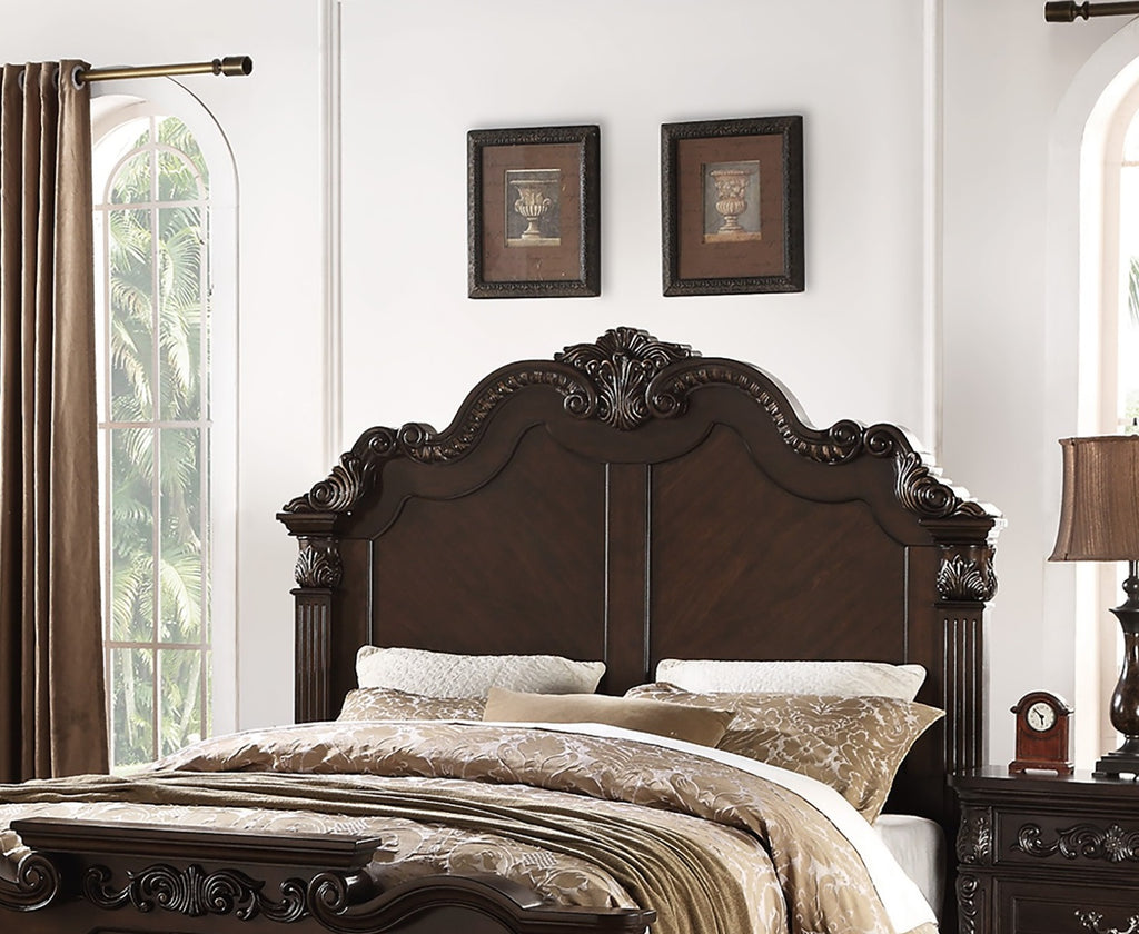 Majestic Formal King Size Bed & Nightstands Set