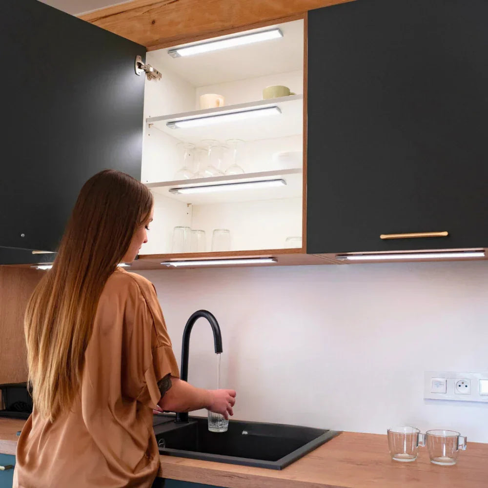 USB Rechargeable LED Cabinet Light Motion Sensor Kitchen Wardrobe Lamp 20–60cm