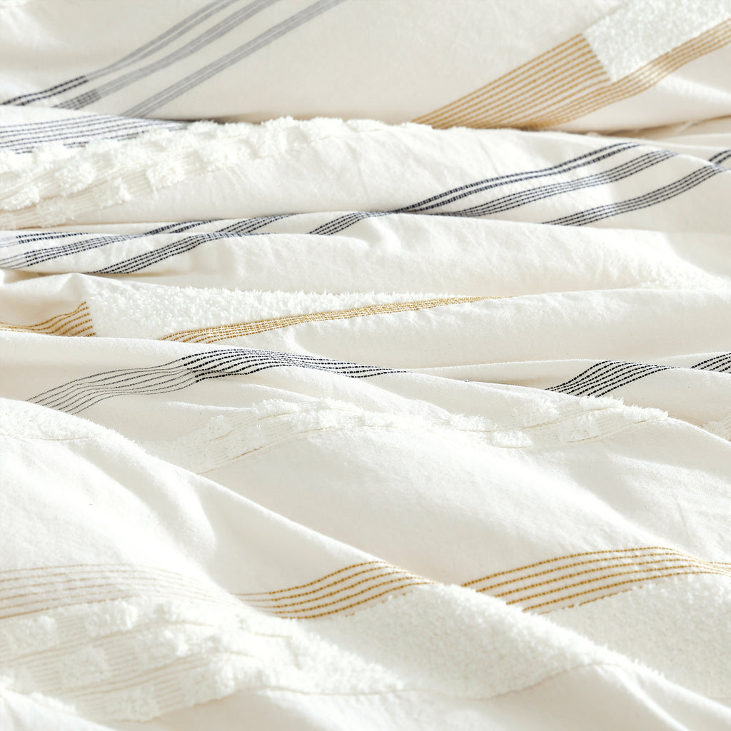 Riverbrook Home Whitten 6 PC Comforter Cover Set - Queen