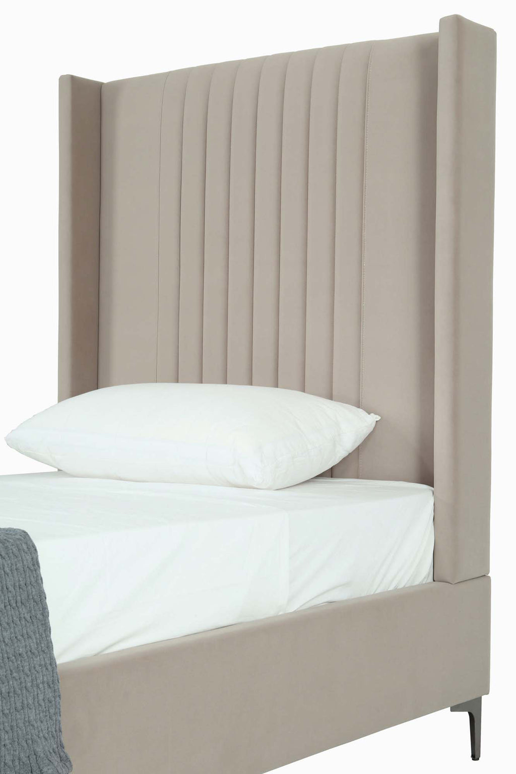 Promenade Upholstered Velvet Twin Bed in Rustic