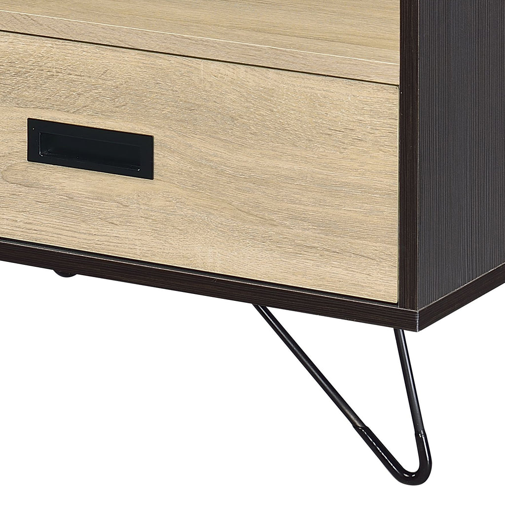 Melkree Accent Table