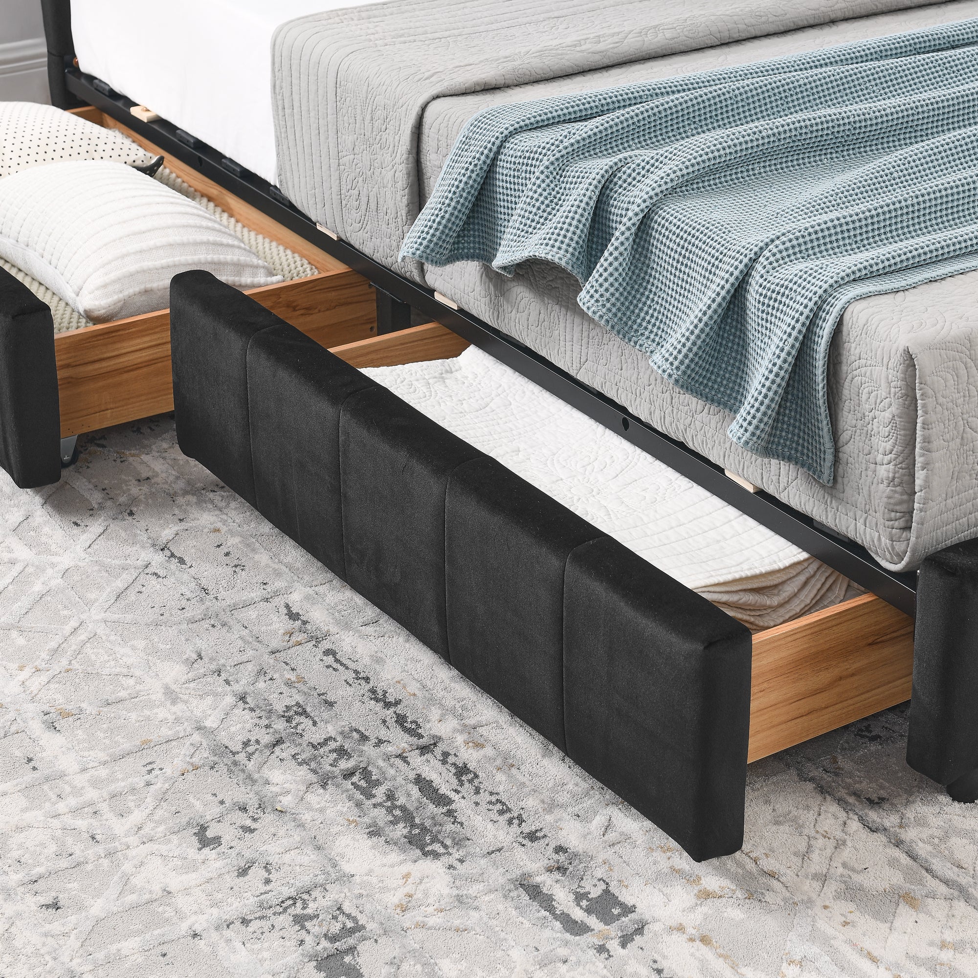 Full Size Storage Upholstered Tufted Bed Frame