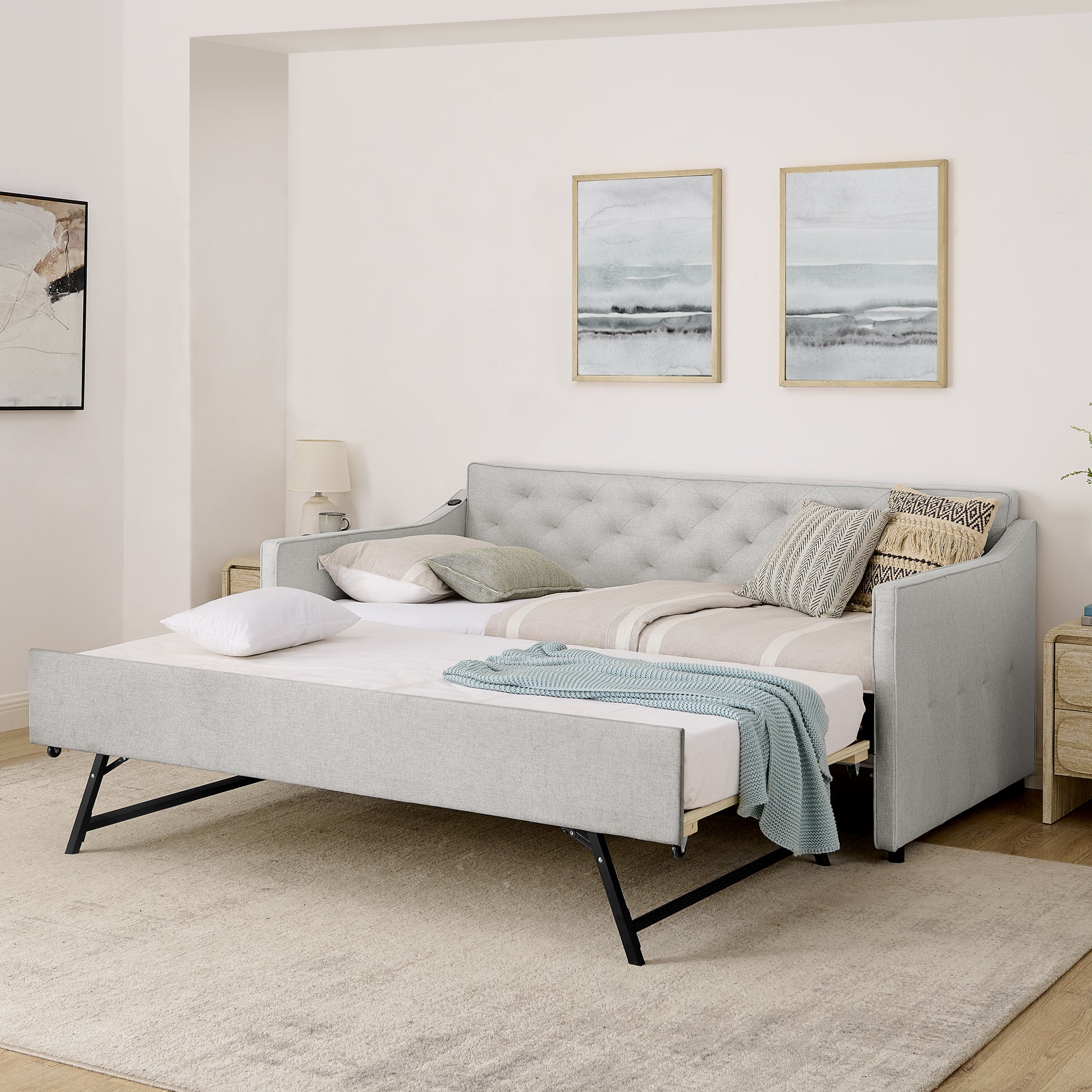 Twin Size Upholstery Daybed with Pop-up Trundle & USB Charging