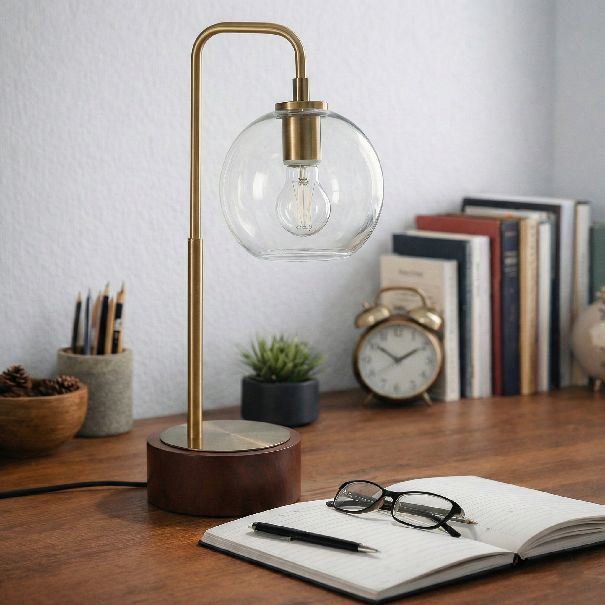 Modern Classic Desk Lamp