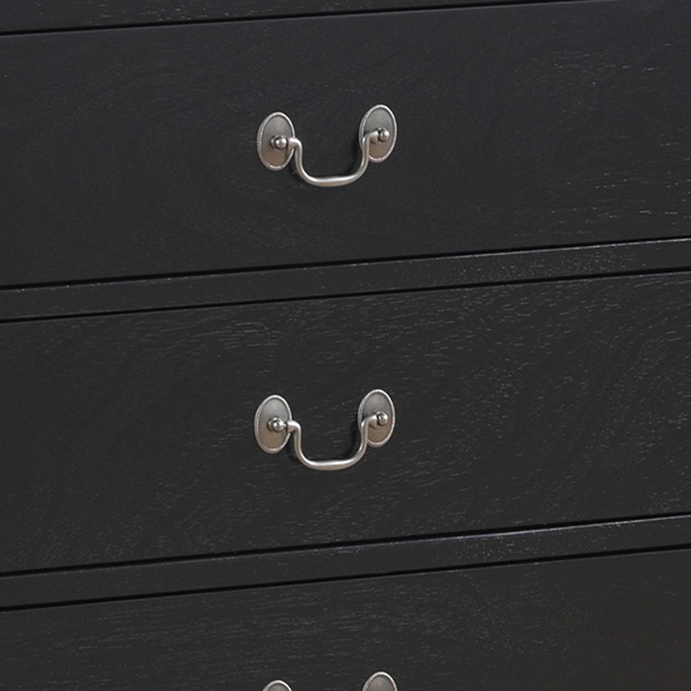 Elegant Traditional Dresser