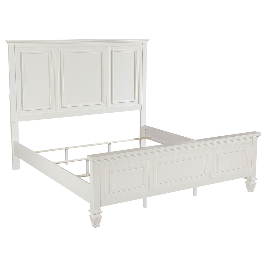 Chelema Eastern King Panel Bed
