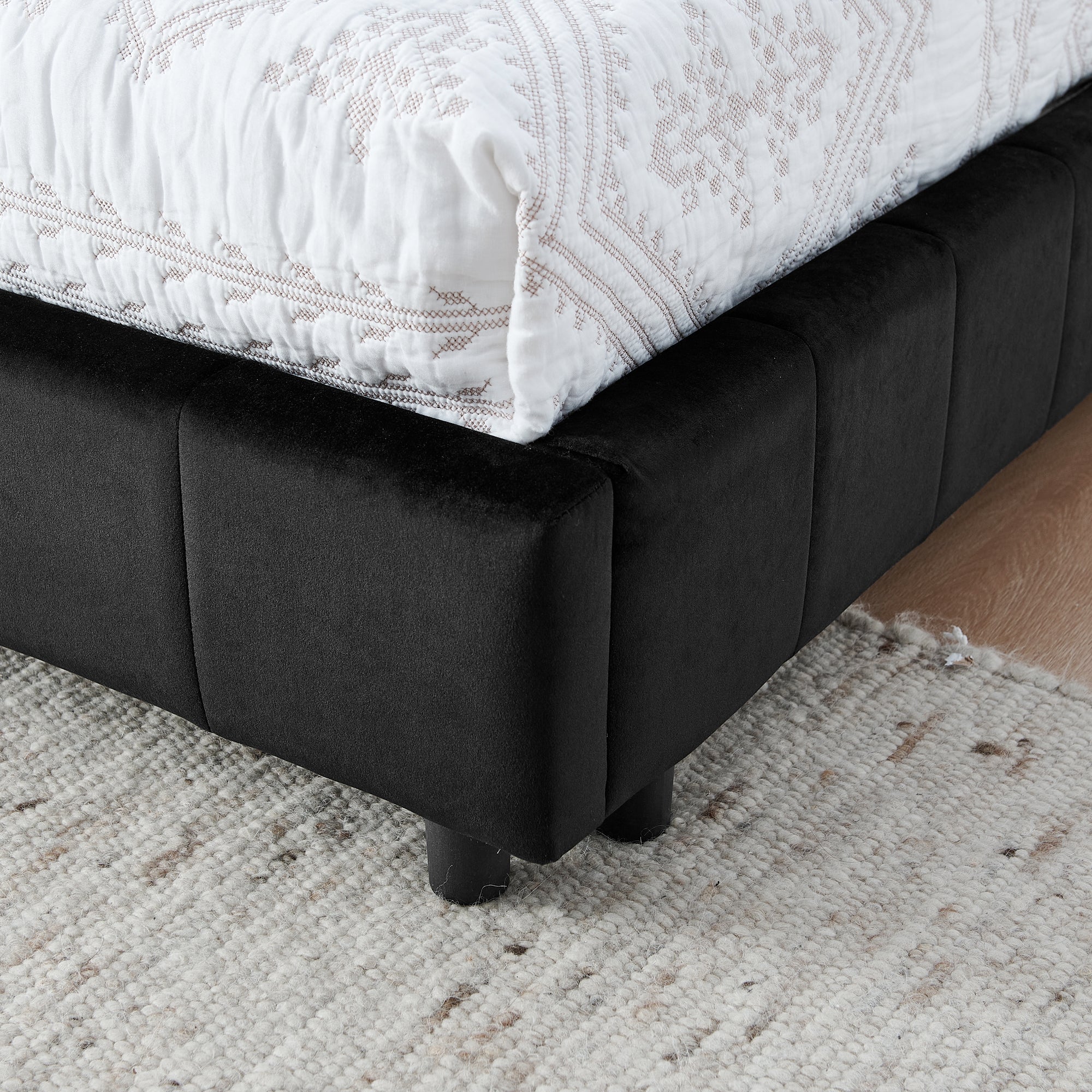 Queen Size Upholstered Tufted Bed Frame