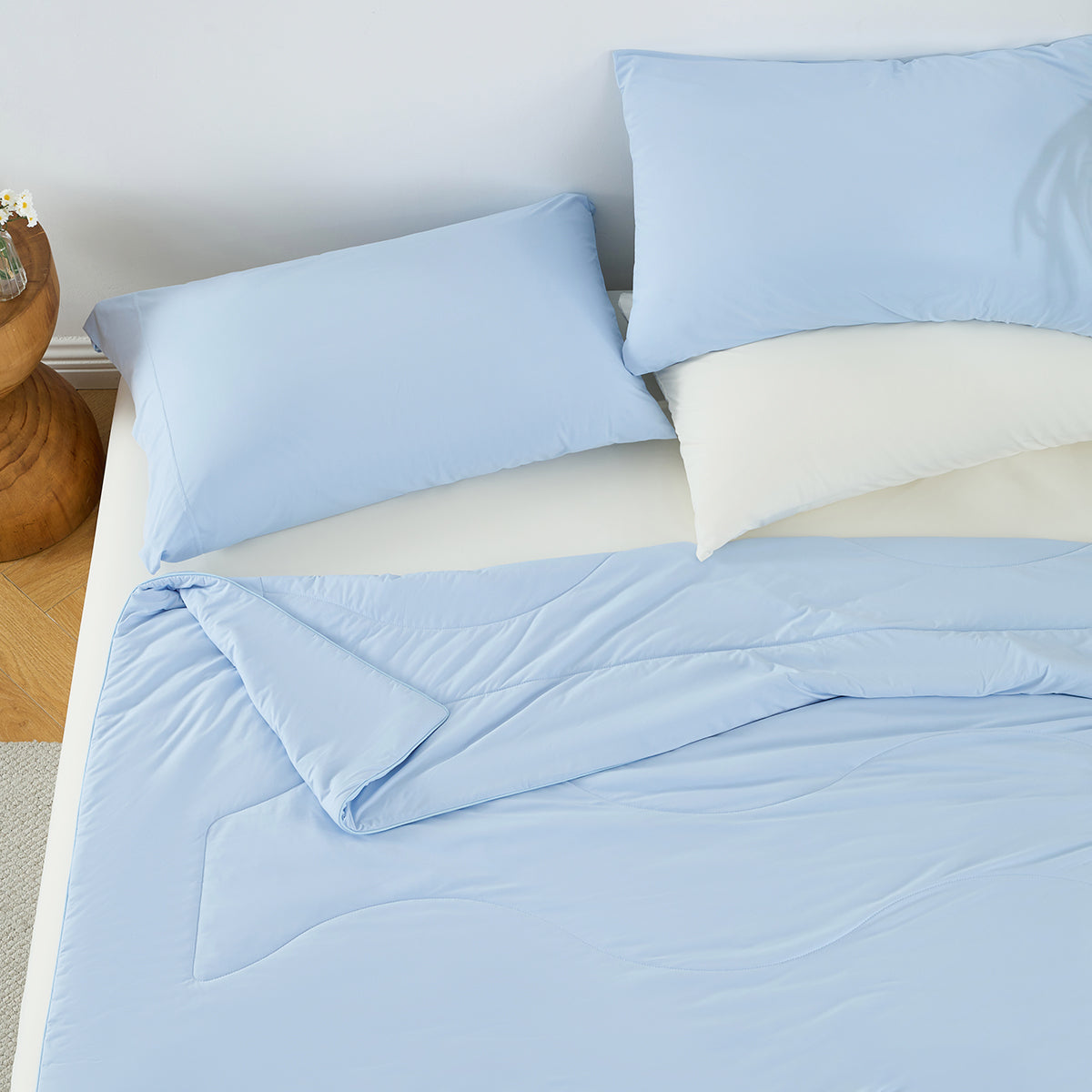 1-Piece 60x90" Cooling DA Comforter, Ice