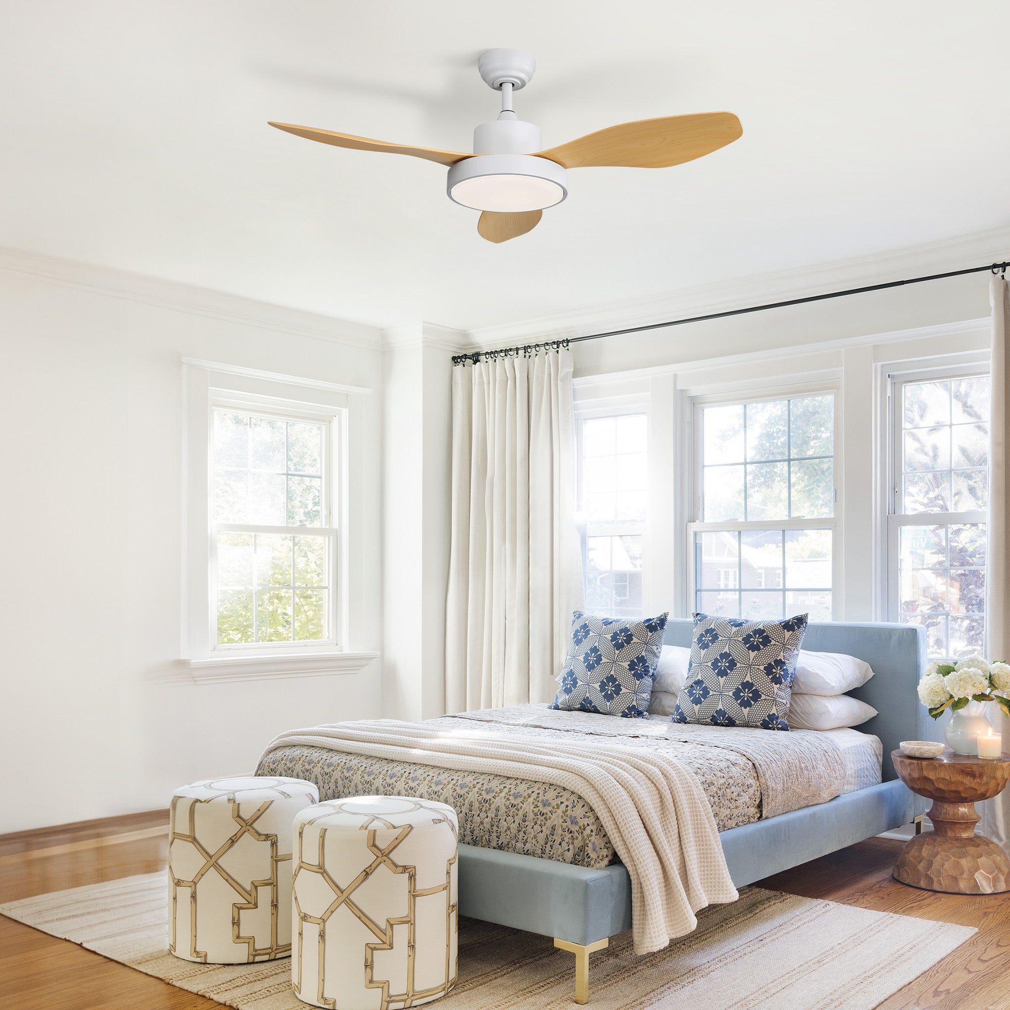 47 Inch Ceiling Fan with 22W LED Light and Remote Control