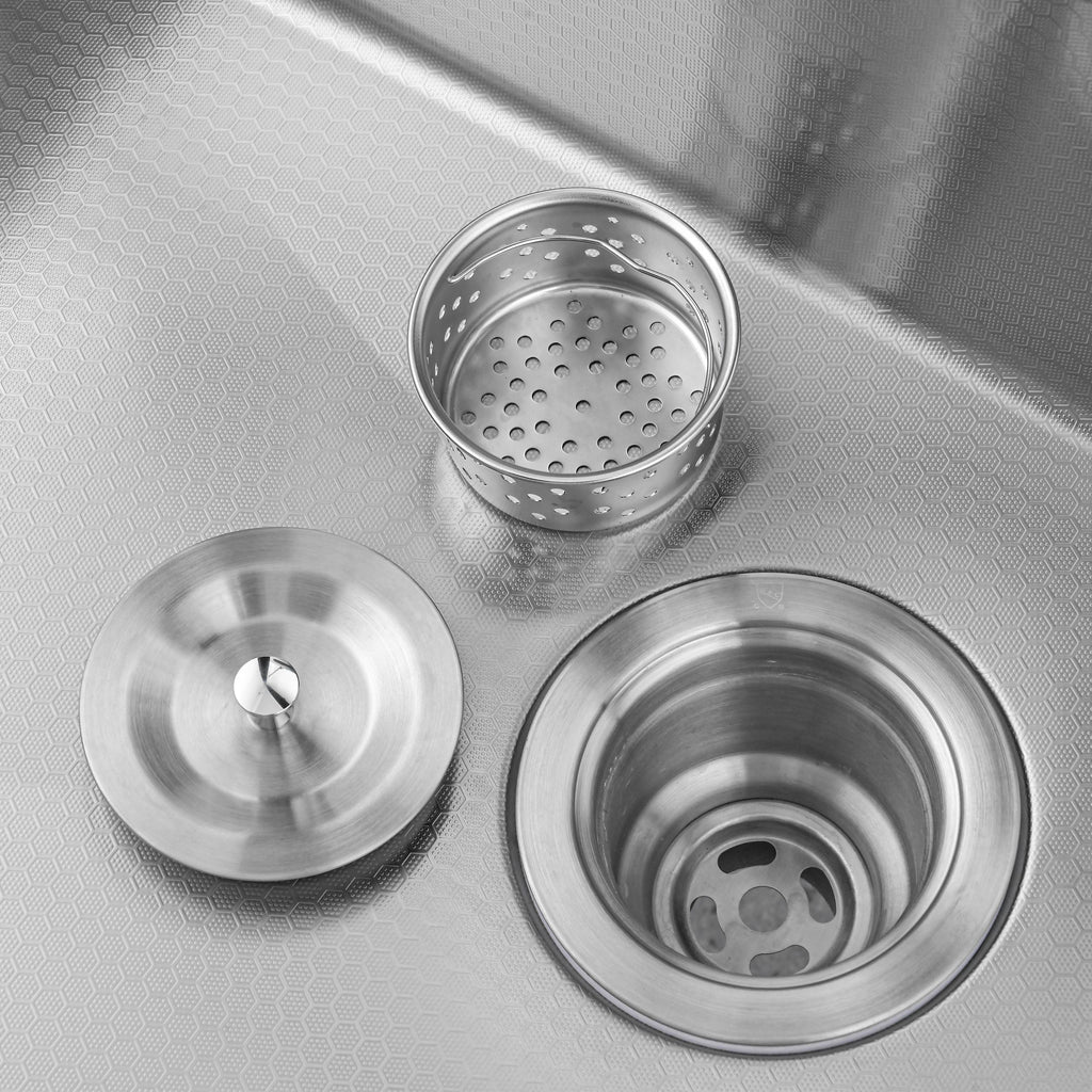 Pull-out Faucet Single Bowl Kitchen Sink