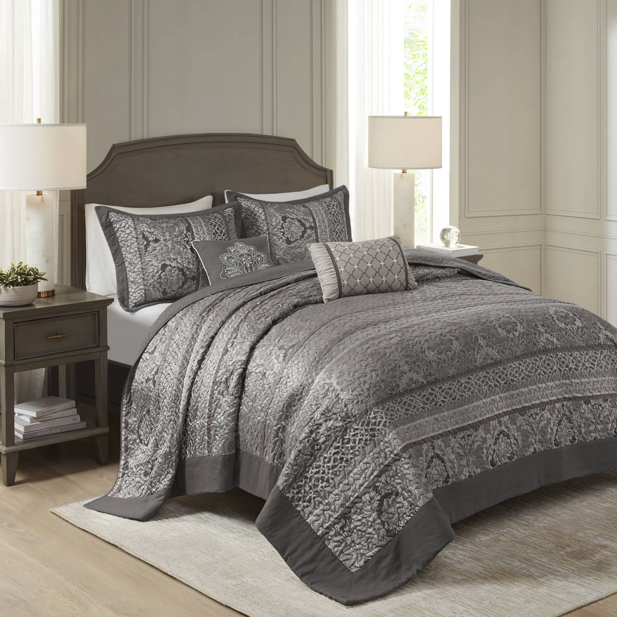 5-Piece Queen Reversible Jacquard Bedspread Set