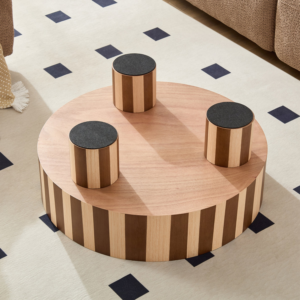 Round Wood Coffee Table, 31-Inch, Natural Walnut Striped