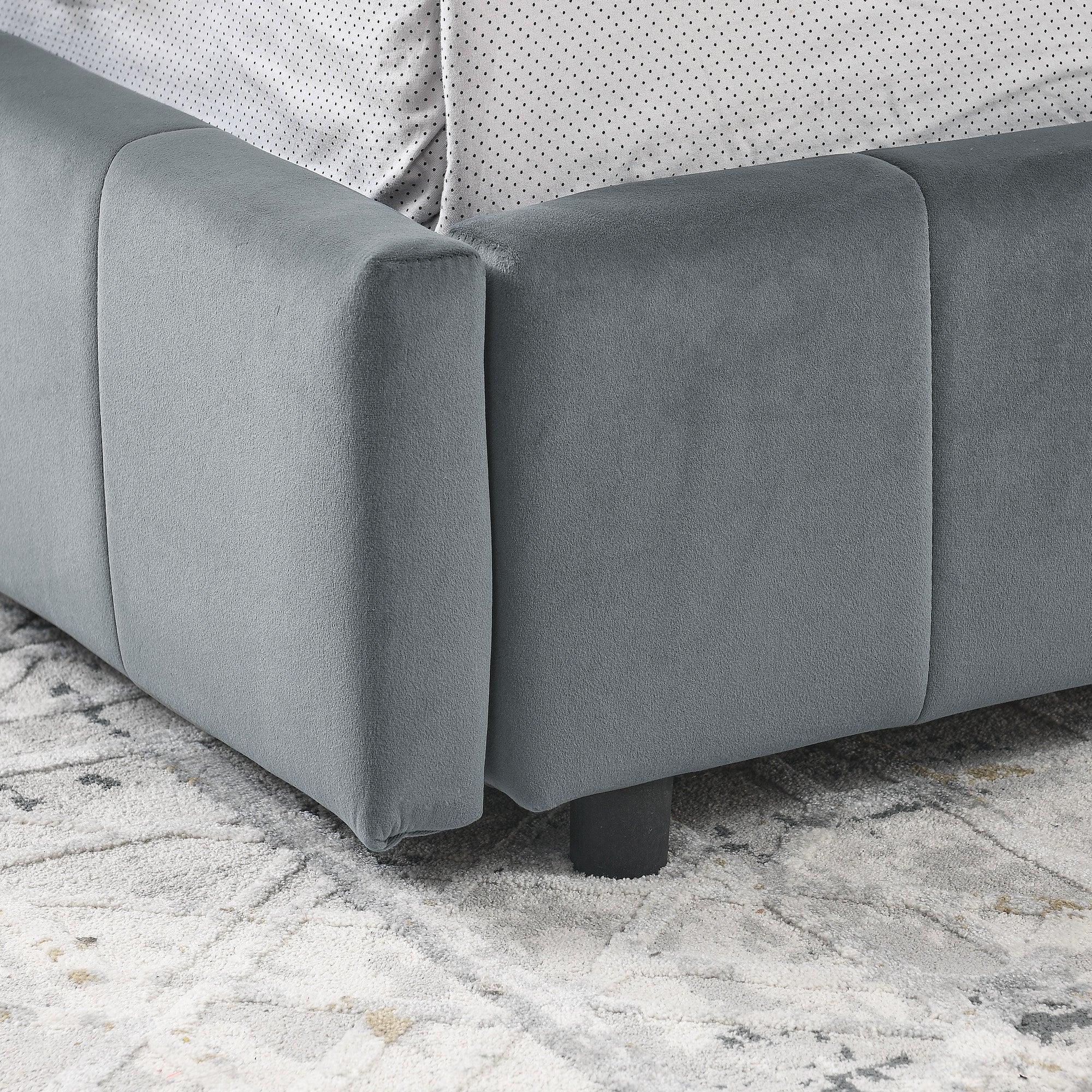 Full Size Storage Upholstered Tufted Bed Frame