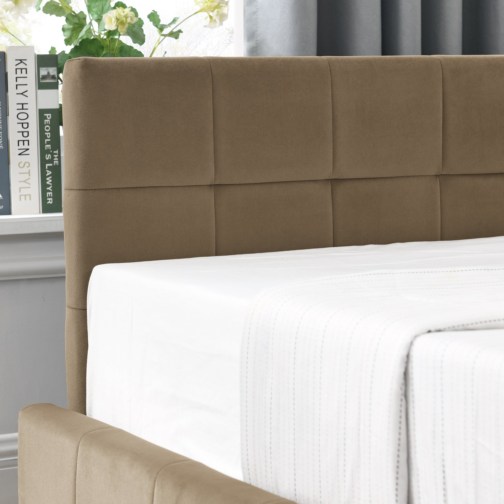 Full Size Storage Upholstered Tufted Bed Frame