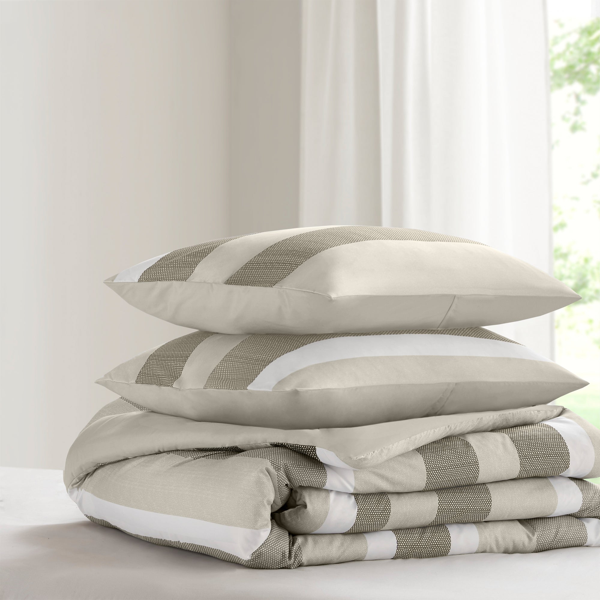 3-Piece King/Cal King Stripe Textured Print Comforter Set